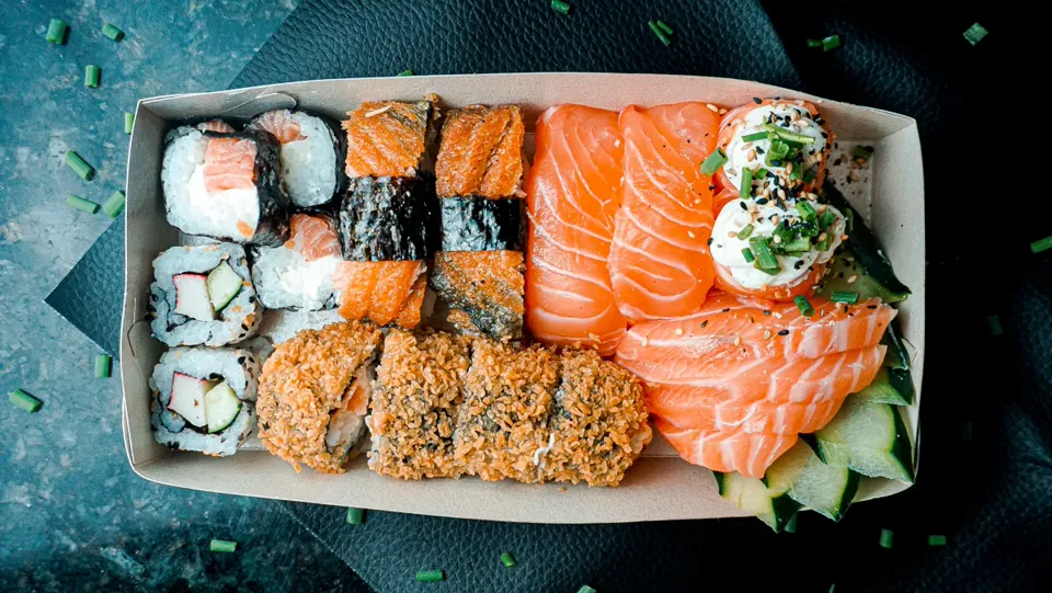 Sushi para llevar en Planet Café Renedo